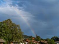Regenbogen um 8 Uhr morgens über Aschau